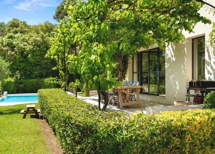 Vinaigrier -where Nature Finds
