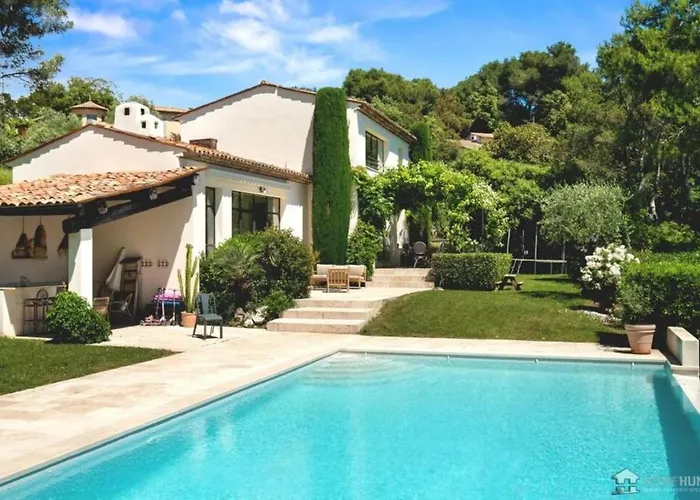 Vila Vinaigrier -where Nature Finds Nice